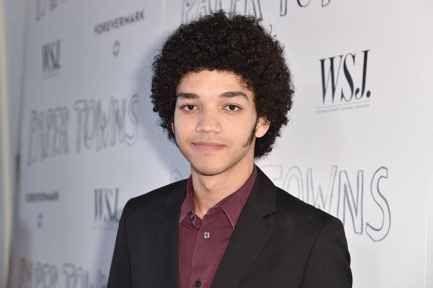Justice Smith in Jurassic World Justice Smith nel sequel di Jurassic World