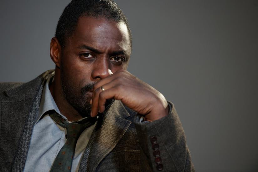 Idris Elba ha svelato il suo desiderio segreto Un affascinante Idris Elba nei panni di John Luther