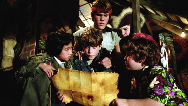 Il sequel de I Goonies? Non si farà mai. Parola di Martha Plimpton Alcuni dei Goonies in una scena del film prodotto da Warner Bros.
