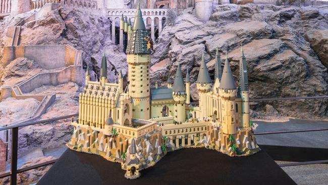 Harry Potter: LEGO mette in vendita dal 1 settembre 2018 il set di Hogwarts LEGO Harry Potter