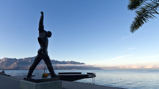 Statua di Freddie Mercury Statua di Freddie Mercury a Montreaux