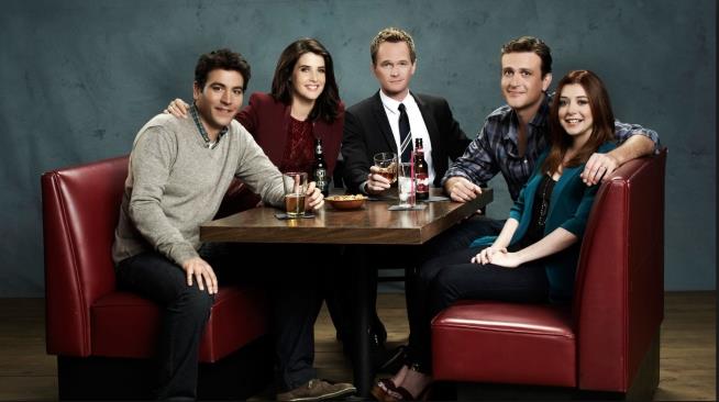 Jason Segel vuole la reunion di How I Met Your Mother In foto Robin, Barney, Marshall, Lily e Ted