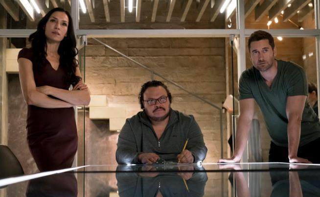 The Blacklist: Redemption - Recensione episodio 1x04. Operation Davenport The Blacklist: Redemption - Una scena dell'episodio 4