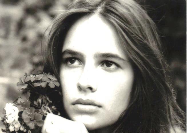 Cinema, addio a Barbara Nascimbene, ex di Massimo Ranieri Nella foto una giovanissima Barbara Nascimbene