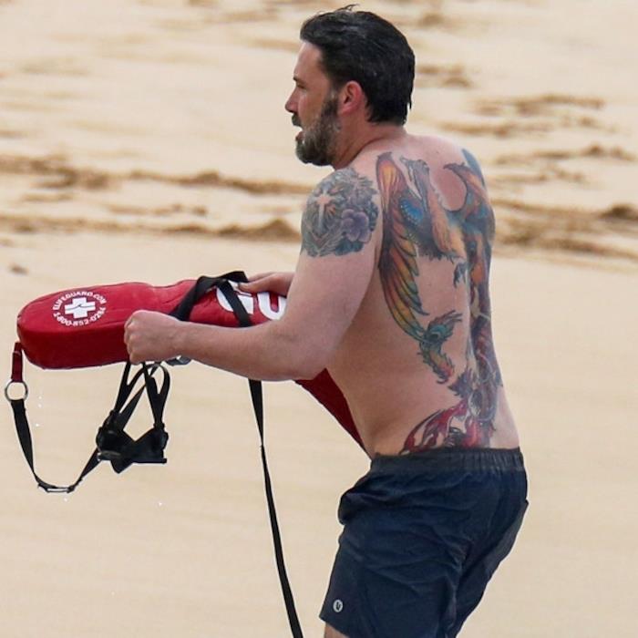 Ben Affleck Ben Affleck e il tatuaggio al mare