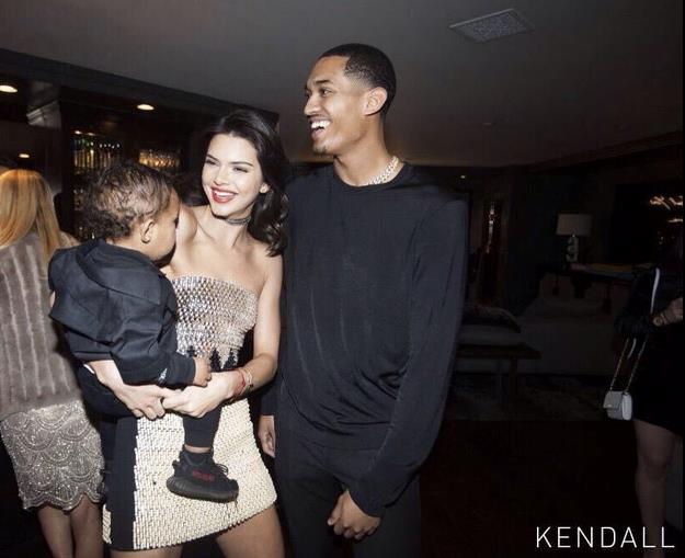 Kendall Jenner Il look di Kendall Jenner a Natale