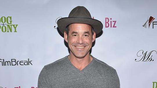 Xander di Buffy è stato arrestato: Nicholas Brendon accusato di violenza domestica Nicholas Brendon a un evento ufficiale