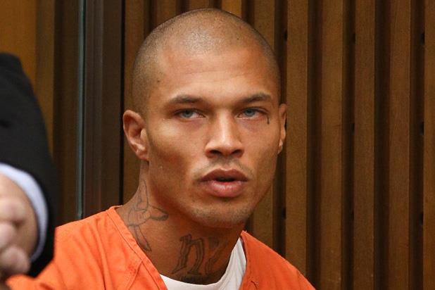 Il detenuto sexy torna libero e vuole fare il modello Jeremy Meeks, il criminale più sexy del mondo