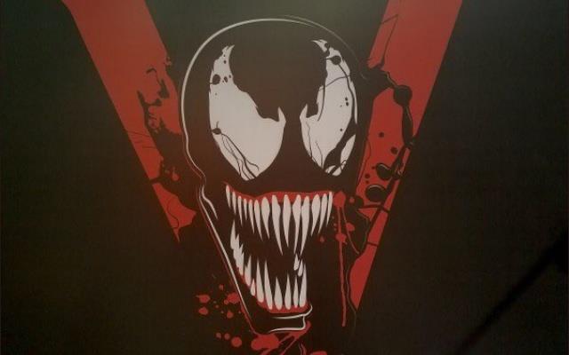 Il logo del film di Venom L'inquietante logo del film di Venom