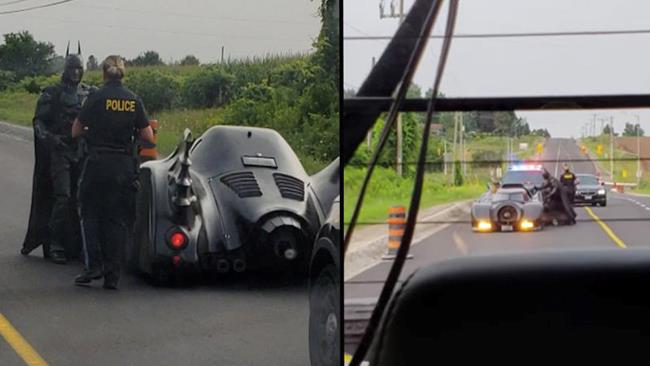 Batman fermato dalla polizia canadese a bordo della sua Batmobile Batmobile fermata da polizia canadese