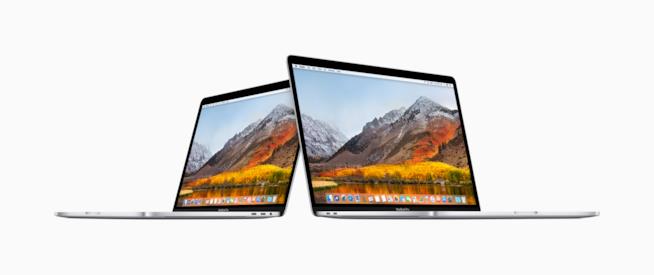 Apple: disponibili le nuove versioni MacBook Pro Primo piano dei due nuovi MacBook Pro 2018