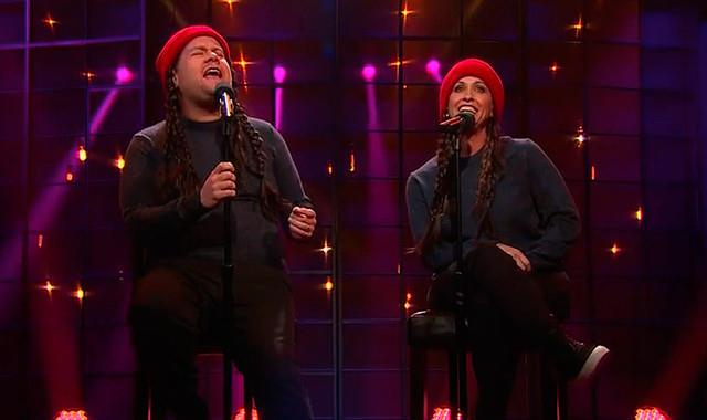 Alanis Morissette aggiorna Ironic Alanis Morissette e James Corden al Late Show