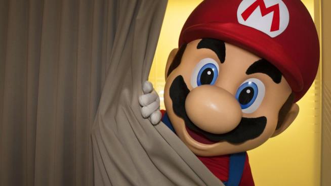 Una fan crea un peluche ispirato a Nintendo Switch Il faccione di Super Mario ci invita a scoprire la nuova Nintendo Switch