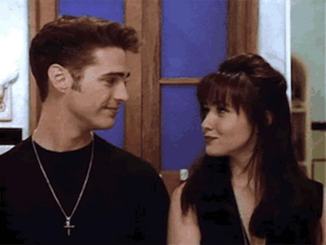 Brandon e Brenda Walsh Jason Priestley e Shannen Doherty in una scena della serie