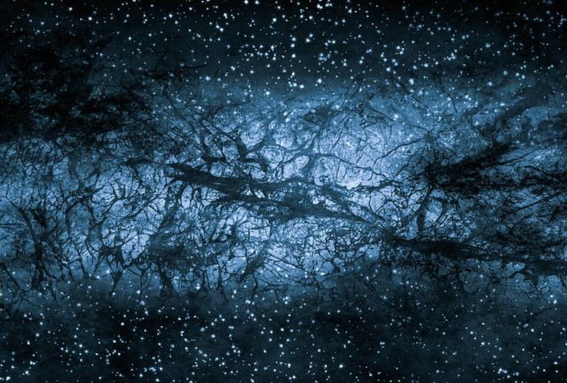 Scienziati condurranno esperimenti per provare l'esistenza di una dimensione parallela La materia oscura si pensa possa tenere unite le galassie