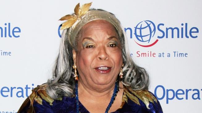 Della Reese, la protagonista della serie TV Il Tocco di un Angelo, è morta a 86 anni Della Reese all'evento Operation Smile