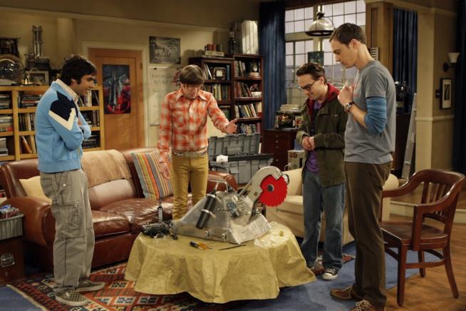 The Big Bang Theory: la scena del robot da combattimento La scena del robot da combattimento in The Big Bang Theory