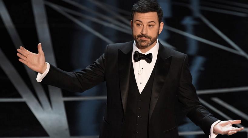 Jimmy Kimmel ha preso in giro Trump agli Oscar 2017 Un primo piano di Jimmy Kimmel
