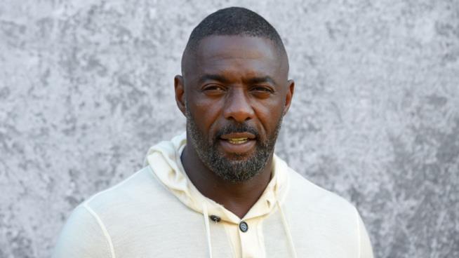 Idris Elba non sarà James Bond: l'attore zittisce i rumor Idris Elba alla presentazione del film Yardie