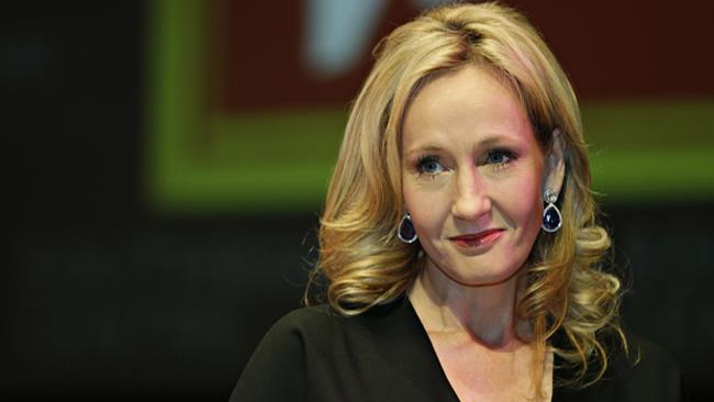 J.K. Rowling manda delle rose per le vittime di Orlando J.K. Rowling