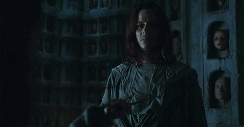 Jaqen H'Ghar promuove Arya Stark Un'immagine animata di Game of Thrones