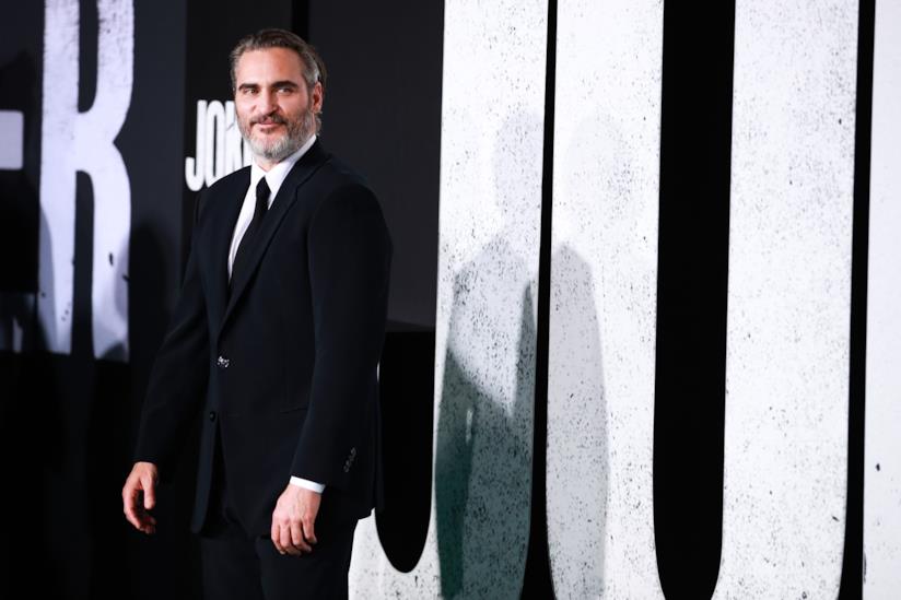 Joaquin Phoenix apre al possibile sequel di Joker Joaquin Phoenix alla premiere del film Joker