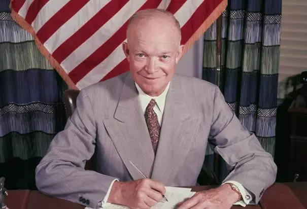 L'ex presidente Dwight D. Eisenhower L'ex presidente degli Stati Uniti Dwight D. Eisenhower