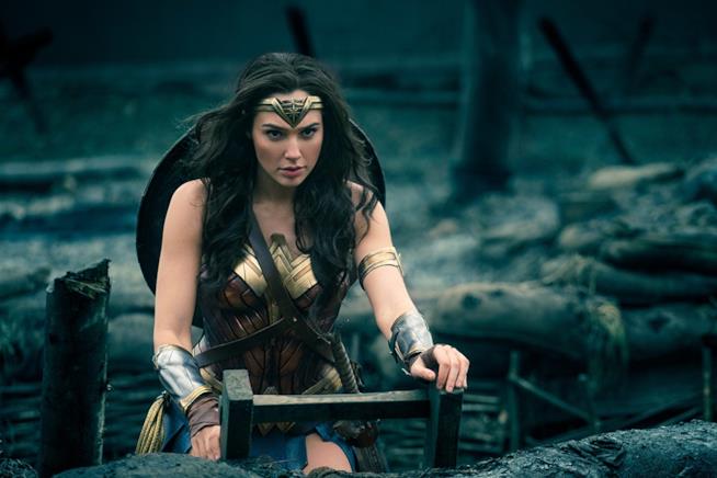 Rilasciata la sinossi ufficiale di Wonder Woman 1984 e una nuova foto di Gal Gadot Gal Gadot è Wonder Woman