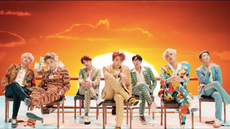I BTS nel videoclip Fake Love Frame del videoclip musicale Fake Love dei BTS