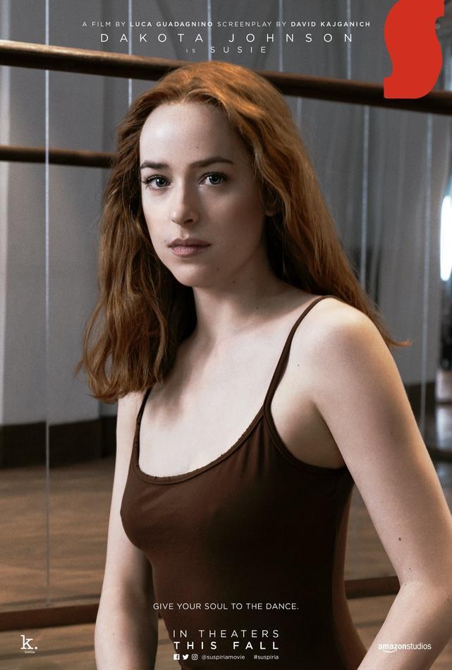 Dakota Johnson nel poster di Suspiria Dakota Johnson