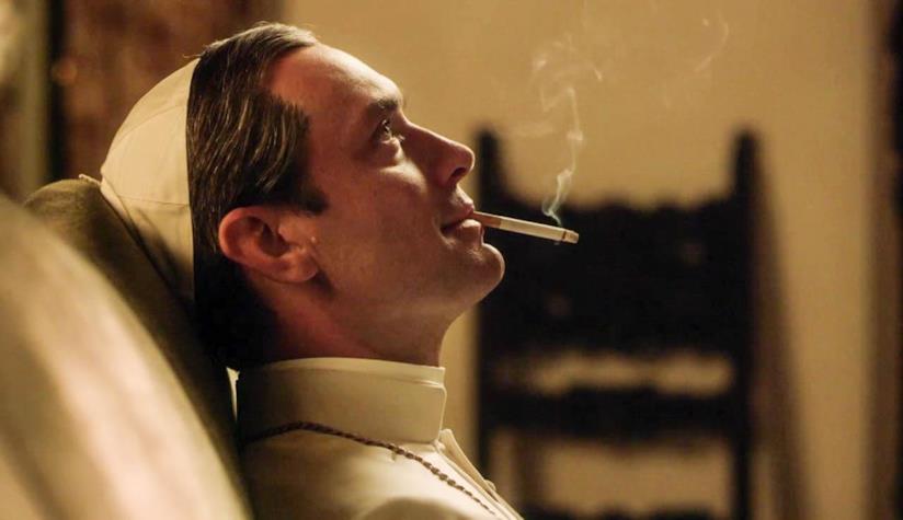 The New Pope sarà il seguito di The Young Pope: senza Jude Law? Jude Law è Lenny Belardo per Paolo Sorrentino