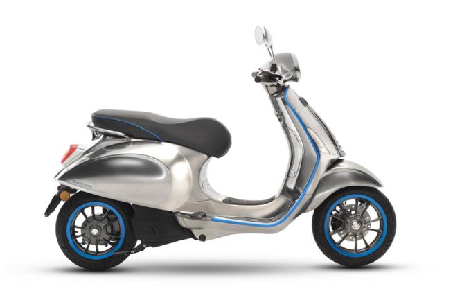Vespa Elettrica, a settembre partirà la produzione Profilo di una sgargiante Vespa Elettrica
