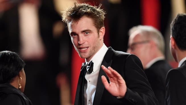 Cannes 70, l'ottava giornata di concorso è all'insegna di Twin Peaks e Robert Pattinson Robert Pattison a Cannes