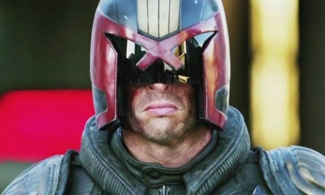 Karl Urban nella serie TV live-action Judge Dredd Karl Urban in una scena tratta dal film Dredd