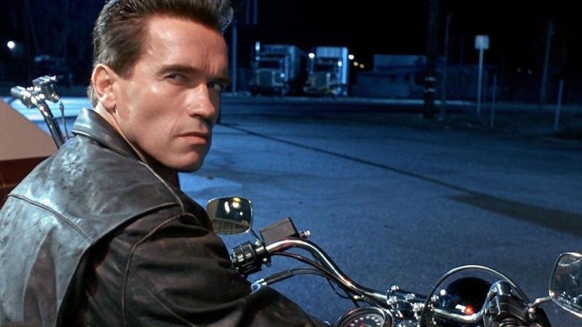 Doom, easter egg da Terminator 2 e altri videogiochi Bethesda Arnold Schwarzenegger in una sequenza di Terminator 2