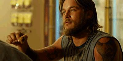 Travis Fimmel Travis Fimmel in GIF