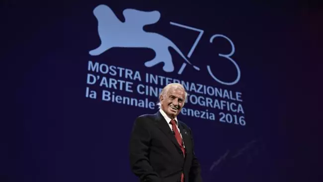 Venezia 73: Jean-Paul Belmondo e gli altri attori nazionali e internazionali del Festival Jean-Paul Belmondo