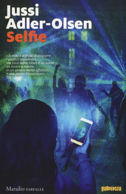 La copertina di Selfie La copertina italiana di Selfie