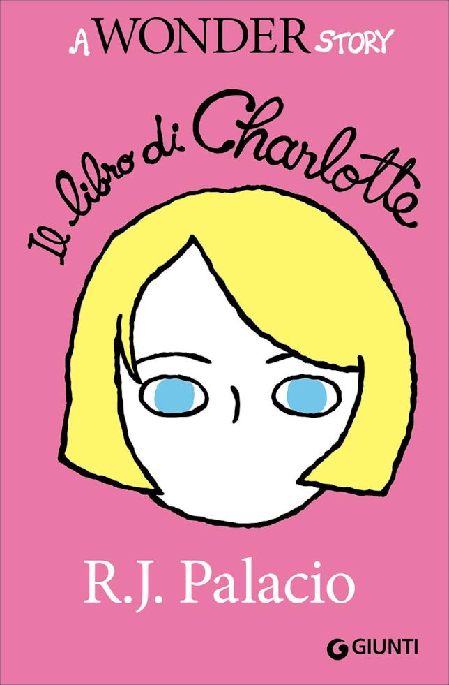 Charlotte Charlotte su sfondo rosa