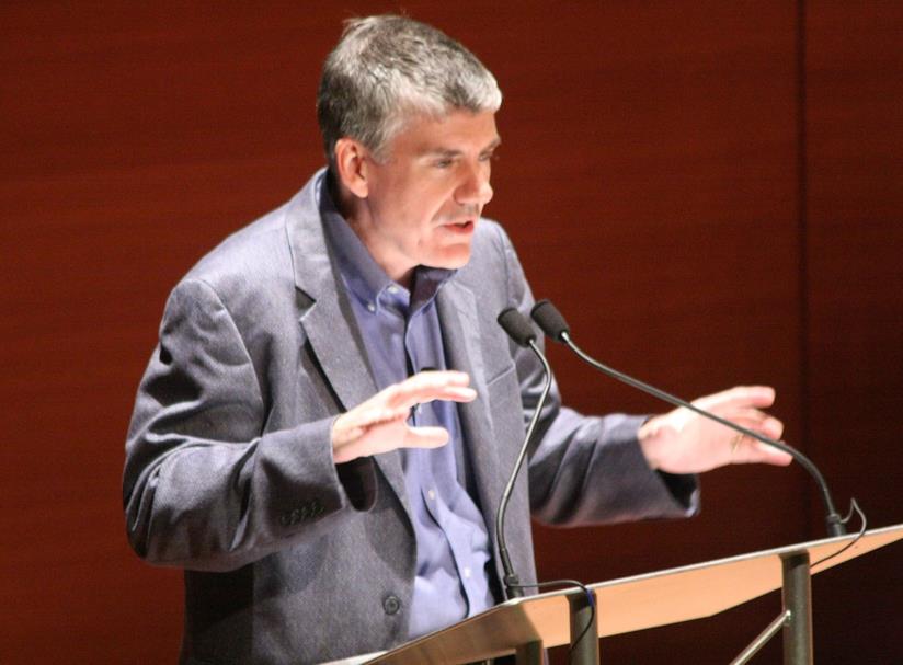 Rick Riordan sta scrivendo un nuovo romanzo di Percy Jackson L'autore Rick Riordan