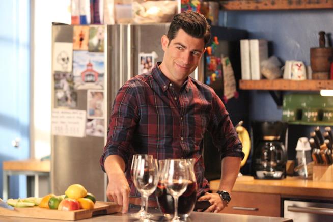 Schmidt non sosterrà Trump in New Girl 6 Max Greenfield in una scena di New Girl