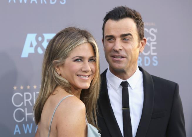 Jennifer Aniston ama il marito Justin Theroux per la sua cucina Primo piano di Jennifer Aniston e Justin Theroux