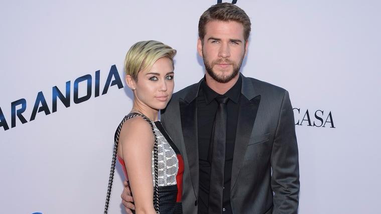 Miley Cyrus non vuole sposare Liam Hemsworth Miley Cyrus e Liam Hemsworth a un evento ufficiale