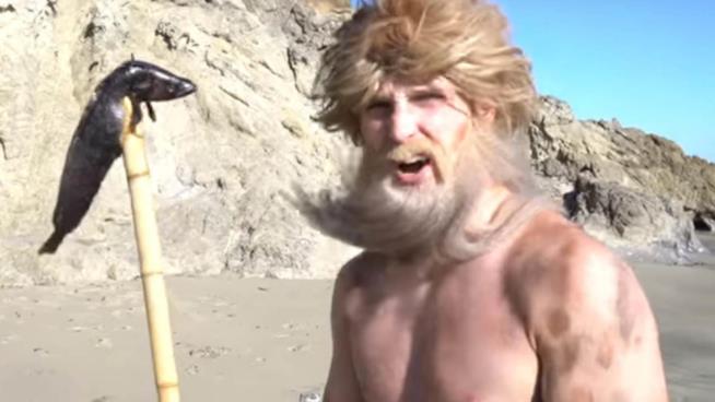 Logan Paul nei panni di un naufrago nel suo vlog LOGAN PAUL IS BACK! Logan Paul nei panni di un naufrago nel suo vlog del 4 febbraio 2018