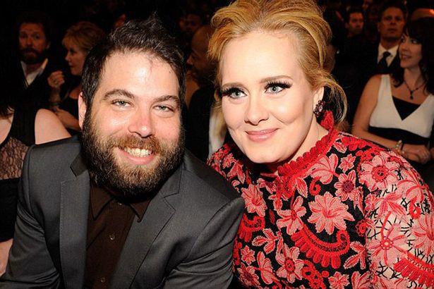 Adele ha sofferto di depressione dopo la gravidanza Primo piano di Adele e Simon Konechi