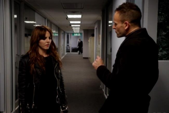 Kitty e Sherlock nell'episodio 3x12 di Elementary Elementary 3x12