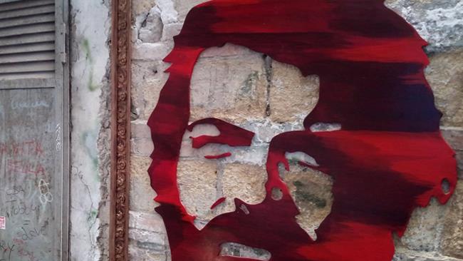La statua lignea a Bud Spencer: inaugurazione a Napoli con foto e video Statua lignea a Bud Spencer