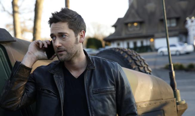 The Blacklist: Redemption - Recensione episodio 1x02. Kevin Jensen Tom Keen in una scena di The Blacklist: Redemption