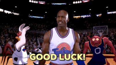 Michael Jordan in Space Jam Michael Jordan festeggia un canestro nel primo Space Jam