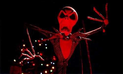 Jack Skeletron in una scena di Nightmare Before Christmas una scena del film con Jack Skeletron